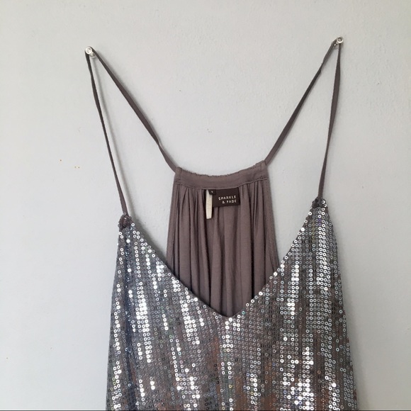 UO • Sequin Top - Picture 2 of 6